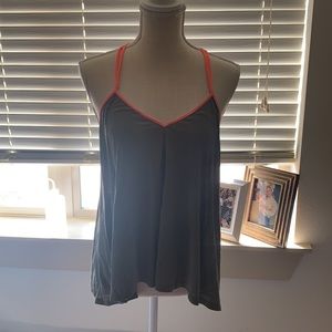 American Eagle flowy tank top